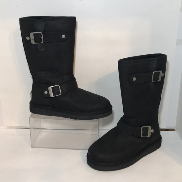 UGG Shoes - UGG Black Sutter Buckle Boots Shearling lined Sz 5